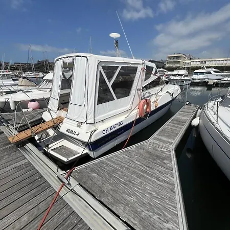 Bådhotel Le Duplex Des Marinas, Mini Yacht Deauville